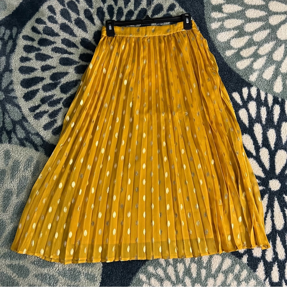 NWT Endless Rose Gold Skirt - Picture 1 of 6